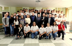 5bccfdc01db3c_Photodegroupe.JPG